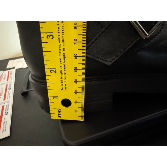 Steve Madden Women's Gleeson Leather Moto Pull On Boot 7 Black Buckles Edgy - Picture 13 of 13